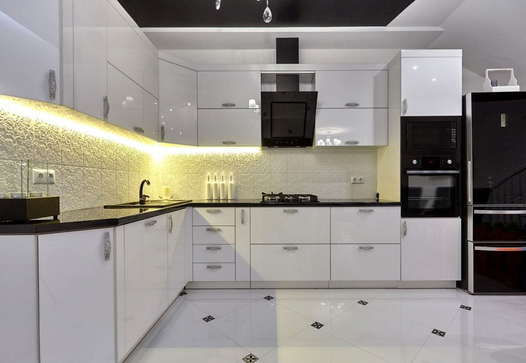 l shape kitchen design delhi 1024x707 - Thiết kế nhà bếp đẹp cao cấp hiện đại phù hợp với từng loại nhà ở
